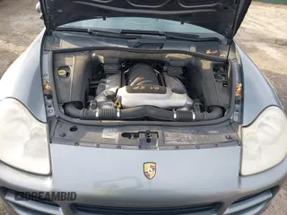 2006 Porsche Cayenne S with VIN WP1AB29P76LA64634, listed as a IAAI auction lot 41671958 with 122,751 mi miles. Bid and sale history available at carsss.com. Image 10.