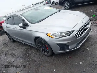 2020 Ford Fusion SE with VIN 3FA6P0HD5LR150418, listed as a IAAI auction lot 42347924 with 87,817 mi miles and . Bid and sale history available at DreamBid. Image 1.