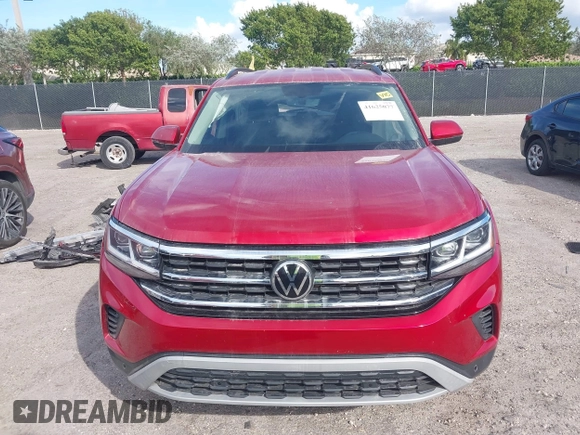 2021 Volkswagen Atlas SE z VIN 1V2WR2CA3MC526612, wystawiony jako IAAI lot #41625077 z przebiegiem 70 856 mil mil oraz . Historia ofert i sprzedaży dostępna na DreamBid. Obrazek 12.
