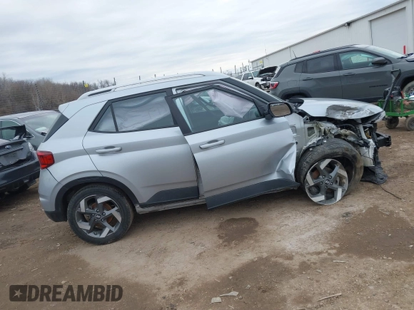 2021 Hyundai Venue SEL with VIN KMHRC8A38MU106552, listed as a IAAI auction lot 41699288 with 141,489 mi miles and . Bid and sale history available at carsss.com. Image 13.