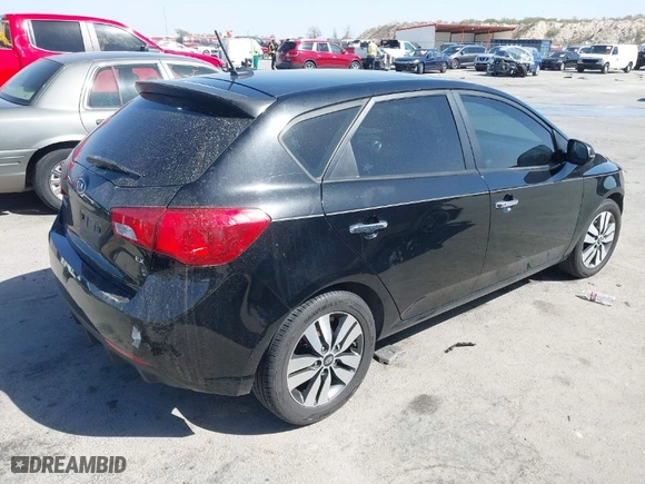 2013 Kia Forte 5-Door EX with VIN KNAFU5A28D5701290, listed as a IAAI auction lot 41837289 with 143,224 mi miles. Bid and sale history available at carsss.com. Image 4.