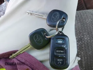 2005 Toyota 4Runner SR5 z VIN JTEZU14R558031159, wystawiony jako IAAI lot #42315770 z przebiegiem 254 196 mil mil oraz . Historia ofert i sprzedaży dostępna na DreamBid. Obrazek 11.