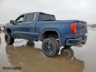 2019 GMC Sierra 1500 SLT with VIN 3GTU9DED1KG196023, listed as a Copart auction lot 45236725 with 120,789 mi miles and Salvage Title. Bid and sale history available at carsss.com. Image 2.