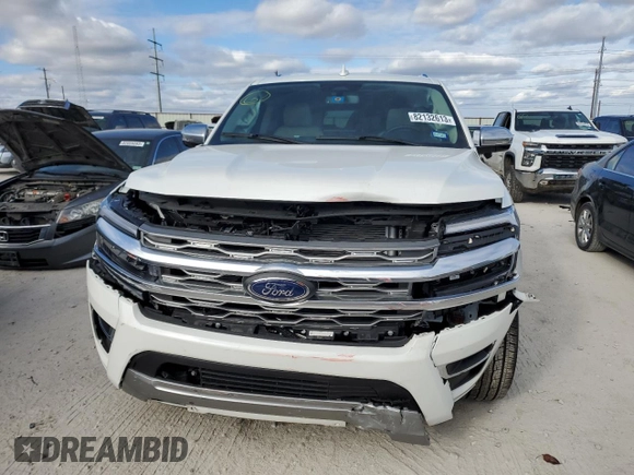 2023 Ford Expedition Max Platinum with VIN 1FMJK1M8XPEA26408, listed as a Copart auction lot 82132613 with 5,973 mi miles and . Bid and sale history available at DreamBid. Image 5.