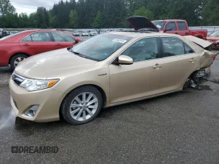2012 Toyota Camry XLE z VIN 4T1BD1FK2CU028256, wystawiony jako Copart lot #57462815 z przebiegiem Nie podano mil oraz Szkoda całkowita • Salvage title. Historia ofert i sprzedaży dostępna na DreamBid. Obrazek 1.
