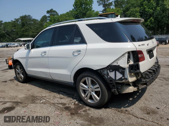 2015 Mercedes-Benz M 350 with VIN 4JGDA5JB7FA592524, listed as a Copart auction lot 58702095 with 109,977 mi miles and Salvage title. Bid and sale history available at DreamBid. Image 2.