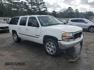 2003 GMC Yukon XL SLT with VIN 1GKEC16Z03J343256, listed as a Copart auction lot 44971475 with 221,188 mi miles and Salvage Title. Bid and sale history available at carsss.com. Image 4.