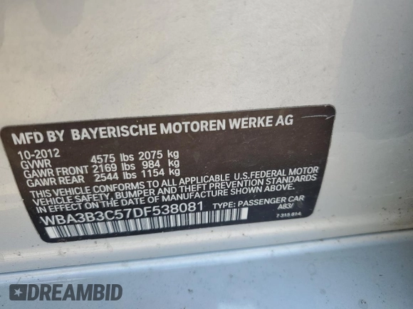 2013 BMW 3 Series 328i xDrive z VIN WBA3B3C57DF538081, wystawiony jako Copart lot #56907825 z przebiegiem 38 385 mil mil oraz Czysty tytuł • Clean title. Historia ofert i sprzedaży dostępna na DreamBid. Obrazek 12.