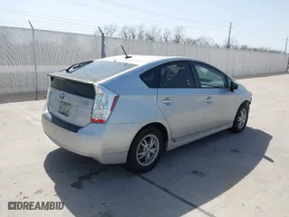 2010 Toyota Prius II with VIN JTDKN3DU0A0035907, listed as a IAAI auction lot 41710031 with 127,228 mi miles. Bid and sale history available at carsss.com. Image 4.