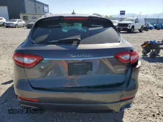 2017 Maserati Levante with VIN ZN661XUS3HX217488, listed as a Copart auction lot 54862585 with 66,801 mi miles and Clean Title. Bid and sale history available at carsss.com. Image 6.