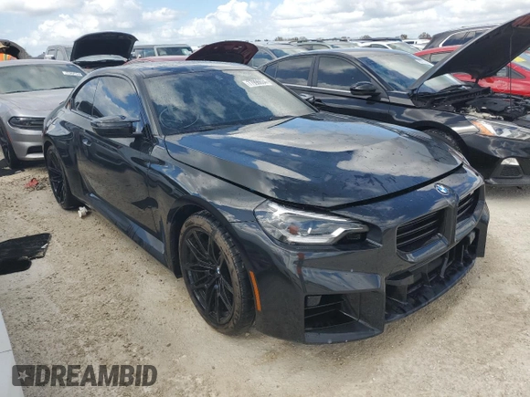2023 BMW M2 z VIN 3MF13DM07P8D63938, wystawiony jako Copart lot #77996634 z przebiegiem 8 571 mil mil oraz Szkoda całkowita • Salvage title. Historia ofert i sprzedaży dostępna na DreamBid. Obrazek 4.