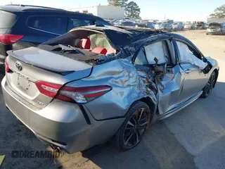 2019 Toyota Camry XSE with VIN 4T1B61HK6KU221824, listed as a IAAI auction lot 41289674 with 118,827 mi miles. Bid and sale history available at carsss.com. Image 4.