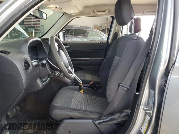 2017 Jeep Patriot Sport SE with VIN 1C4NJPBAXHD149490, listed as a Copart auction lot 62598495 with 148,149 mi miles and Clean title. Bid and sale history available at DreamBid. Image 7.
