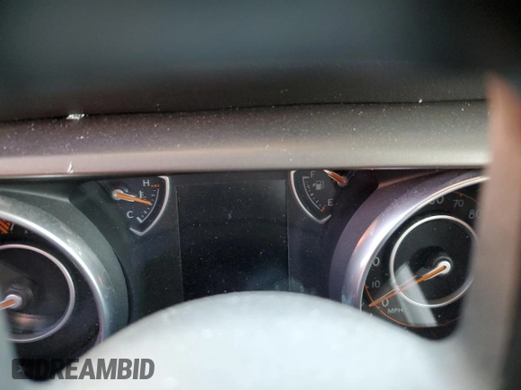 2018 Jeep Wrangler Unlimited Sport с VIN 1C4HJXDG8JW183775, выставлен на аукционе Copart как лот 64964175 с пробегом Не указан миль и Списание • Salvage title. История ставок и продаж доступна на DreamBid. Изображение 9.