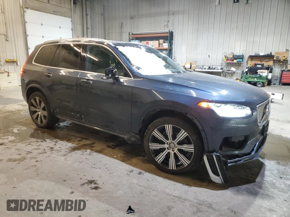 2021 Volvo XC90 Inscription with VIN YV4A22PL0M1747895, listed as a Copart auction lot 89405255 with 57,270 mi miles and Salvage title. Bid and sale history available at DreamBid. Image 4.