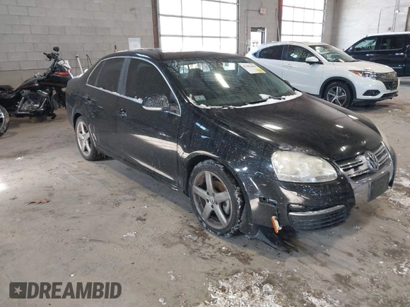 2008 Volkswagen Jetta SE with VIN 3VWRZ71K08M106704, listed as a IAAI auction lot 41402684 with 119,628 mi miles and . Bid and sale history available at DreamBid. Image 1.