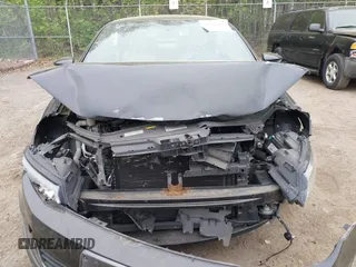 2014 Volkswagen Eos Komfort with VIN WVWBW8AH2EV001719, listed as a IAAI auction lot 42080290 with 105,661 mi miles and . Bid and sale history available at DreamBid. Image 12.