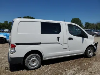 2020 Nissan NV200 S z VIN 3N6CM0KN5LK699808, wystawiony jako Copart lot #65564335 z przebiegiem 163 188 mil mil oraz Czysty tytuł • Clean title. Historia ofert i sprzedaży dostępna na DreamBid. Obrazek 3.