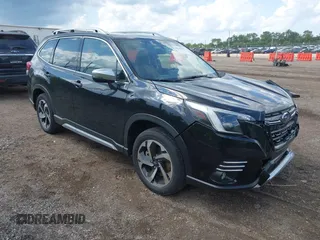 2022 Subaru Forester Touring с VIN JF2SKARC6NH529923, выставлен на аукционе IAAI как лот 42525425 с пробегом 22 329 миль миль и . История ставок и продаж доступна на DreamBid. Изображение 1.