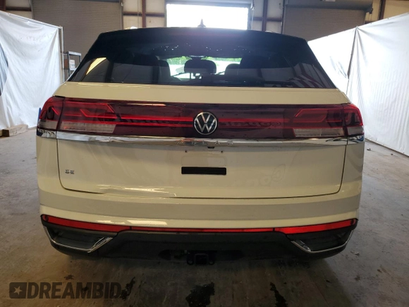2025 Volkswagen Atlas SE with VIN 1V2WE2CA1SC220405, listed as a Copart auction lot 61621145 with 4,206 mi miles and Salvage title. Bid and sale history available at DreamBid. Image 6.