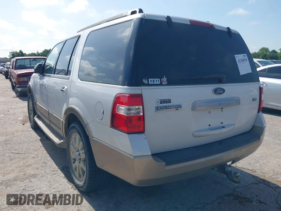 2011 Ford Expedition XLT with VIN 1FMJU1H55BEF13437, listed as a IAAI auction lot 42368594 with 177,150 mi miles and . Bid and sale history available at DreamBid. Image 3.