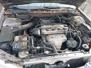 2000 Honda Accord EX z VIN 1HGCG5651YA129056, wystawiony jako IAAI lot #41532787 z przebiegiem Nie podano mil oraz . Historia ofert i sprzedaży dostępna na DreamBid. Obrazek 10.