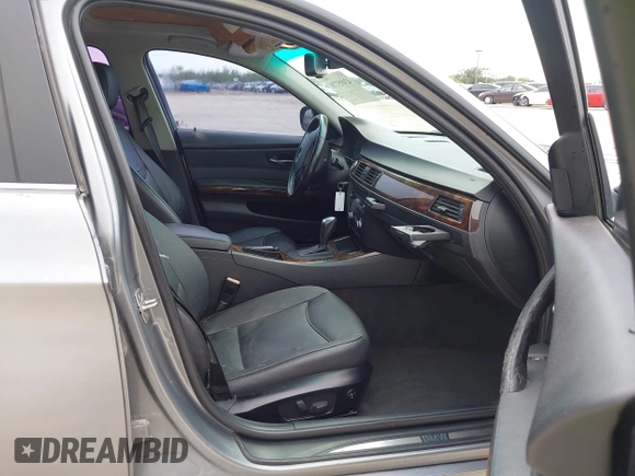 2011 BMW 3 Series 328i xDrive with VIN WBAPK5C50BA661292, listed as a IAAI auction lot 42495770 with 159,036 mi miles and . Bid and sale history available at DreamBid. Image 5.