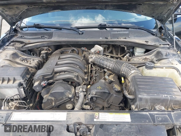 2007 Chrysler 300 with VIN 2C3KA43R57H852331, listed as a IAAI auction lot 41946742 with 211,168 mi miles. Bid and sale history available at carsss.com. Image 10.