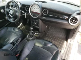 2013 MINI Hardtop S with VIN WMWSV3C52DT389647, listed as a Copart auction lot 56764135 with 152,957 mi miles and Clean Title. Bid and sale history available at DreamBid. Image 8.