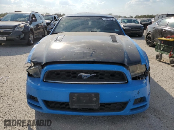 2013 Ford Mustang V6 with VIN 1ZVBP8AMXD5251330, listed as a Copart auction lot 74309314 with 188,959 mi miles and Salvage Title. Bid and sale history available at carsss.com. Image 5.