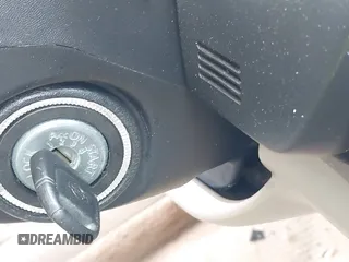 2000 Nissan Maxima GXE z VIN JN1CA31D2YT531324, wystawiony jako IAAI lot #42126970 z przebiegiem 141 864 mil mil oraz . Historia ofert i sprzedaży dostępna na DreamBid. Obrazek 11.