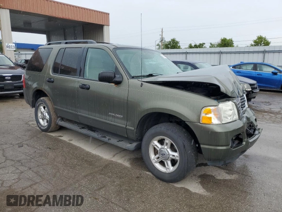 2004 Ford Explorer XLT with VIN 1FMZU73E94UC15155, listed as a Copart auction lot 58744285 with 221,396 mi miles and Salvage title. Bid and sale history available at DreamBid. Image 4.