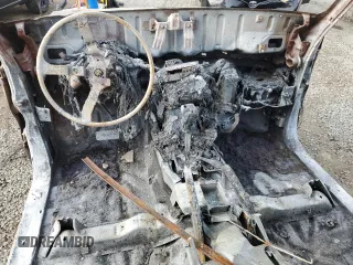 1994 Isuzu Trooper z VIN JACDH58VXR7931051, wystawiony jako Copart lot #50436555 z przebiegiem Nie podano mil oraz Nie do naprawy. Historia ofert i sprzedaży dostępna na DreamBid. Obrazek 8.
