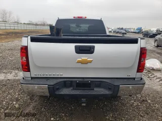 2013 Chevrolet Silverado 1500 LT with VIN 1GCRCSE08DZ413787, listed as a Copart auction lot 42134515 with 134,908 mi miles and Salvage Title. Bid and sale history available at carsss.com. Image 6.