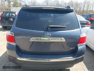 2012 Toyota Highlander with VIN 5TDBK3EH0CS130168, listed as a IAAI auction lot 42062786 with 144,215 mi miles. Bid and sale history available at carsss.com. Image 16.