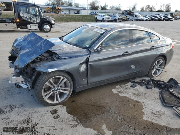 2017 BMW 4 Series 440i xDrive with VIN WBA4E5C30HG189559, listed as a Copart auction lot 81781494 with 0 mi miles and Salvage Title. Bid and sale history available at carsss.com. Image 1.