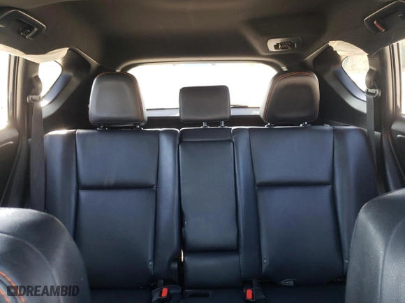 2018 Toyota RAV4 SE with VIN 2T3JFREV1JW780907, listed as a Copart auction lot 48913655 with 119,402 mi miles and Salvage Title. Bid and sale history available at carsss.com. Image 10.