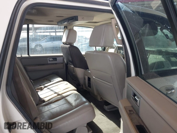 2007 Ford Expedition Limited with VIN 1FMFU19577LA77312, listed as a IAAI auction lot 41650038 with 249,558 mi miles. Bid and sale history available at carsss.com. Image 8.