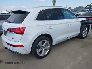 2023 Audi Q5 S line Premium Plus z VIN WA1EAAFY4P2175625, wystawiony jako IAAI lot #41483936 z przebiegiem 14 311 mil mil oraz . Historia ofert i sprzedaży dostępna na DreamBid. Obrazek 4.