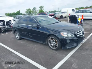 2014 Mercedes-Benz E 350 Sport z VIN WDDHF5KBXEA997335, wystawiony jako IAAI lot #42432505 z przebiegiem 206 799 mil mil oraz . Historia ofert i sprzedaży dostępna na DreamBid. Obrazek 1.