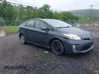 2014 Toyota Prius Four z VIN JTDKN3DU0E0366380, wystawiony jako IAAI lot #42327225 z przebiegiem 259 983 mil mil oraz . Historia ofert i sprzedaży dostępna na DreamBid. Obrazek 1.