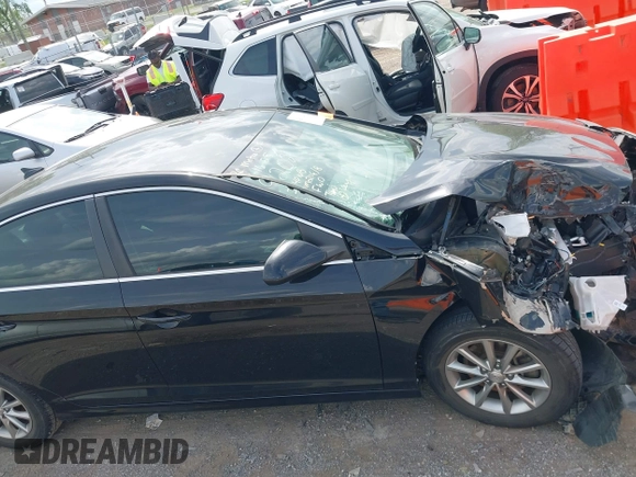 2019 Hyundai Sonata SE with VIN 5NPE24AF1KH739202, listed as a IAAI auction lot 42091269 with 76,578 mi miles and . Bid and sale history available at carsss.com. Image 13.
