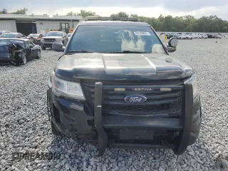 2017 Ford Police Interceptor Utility z VIN 1FM5K8AR8HGD44315, wystawiony jako Copart lot #60288855 z przebiegiem 77 052 mil mil oraz Szkoda całkowita • Salvage title. Historia ofert i sprzedaży dostępna na DreamBid. Obrazek 5.