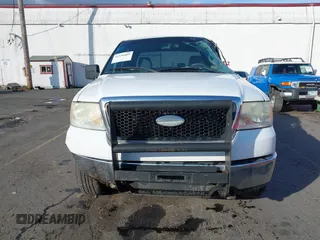 2008 Ford F-150 XLT with VIN 1FTPW14588FB26446, listed as a IAAI auction lot 41536069 with 211,248 mi miles. Bid and sale history available at carsss.com. Image 12.