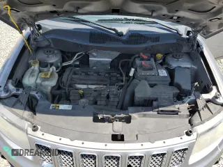 2016 Jeep Compass Latitude z VIN 1C4NJCEA8GD692985, wystawiony jako Copart lot #61872985 z przebiegiem 191 871 mil mil oraz Szkoda całkowita • Salvage title. Historia ofert i sprzedaży dostępna na DreamBid. Obrazek 12.