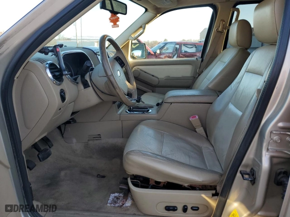 2007 Ford Explorer Limited with VIN 1FMEU75827UA80627, listed as a Copart auction lot 45568155 with 184,550 mi miles and Salvage Title. Bid and sale history available at carsss.com. Image 7.