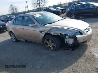 2005 Acura TL with VIN 19UUA66275A022199, listed as a IAAI auction lot 41643412 with 147,558 mi miles. Bid and sale history available at carsss.com. Image 1.