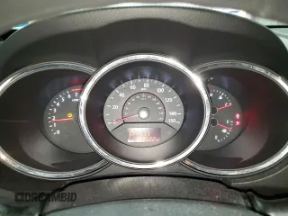 2013 Kia Sorento LX with VIN 5XYKTCA69DG331275, listed as a Copart auction lot 48147505 with 103,582 mi miles and Clean Title. Bid and sale history available at carsss.com. Image 9.