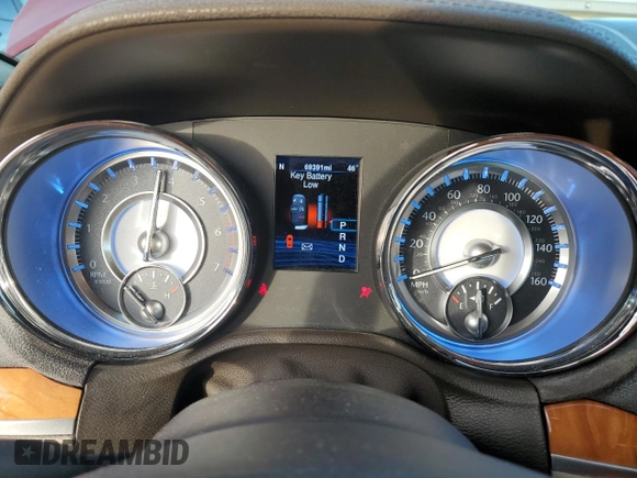 2014 Chrysler 300 C with VIN 2C3CCAKT3EH276620, listed as a Copart auction lot 86911384 with 69,391 mi miles and Non Repairable. Bid and sale history available at DreamBid. Image 9.