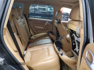 2005 Porsche Cayenne with VIN WP1AA29P65LA23736, listed as a Copart auction lot 85735634 with 194,991 mi miles and Clean Title. Bid and sale history available at carsss.com. Image 11.